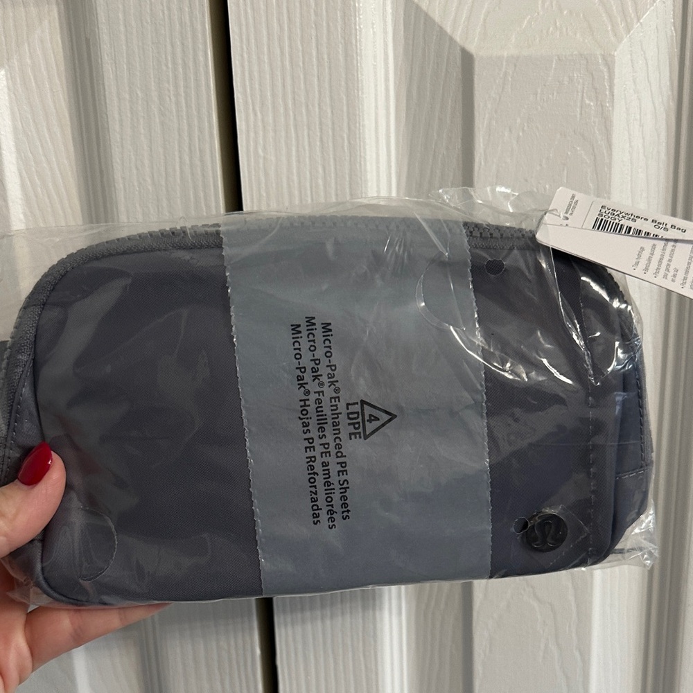 Lululemon belt bag 1liter